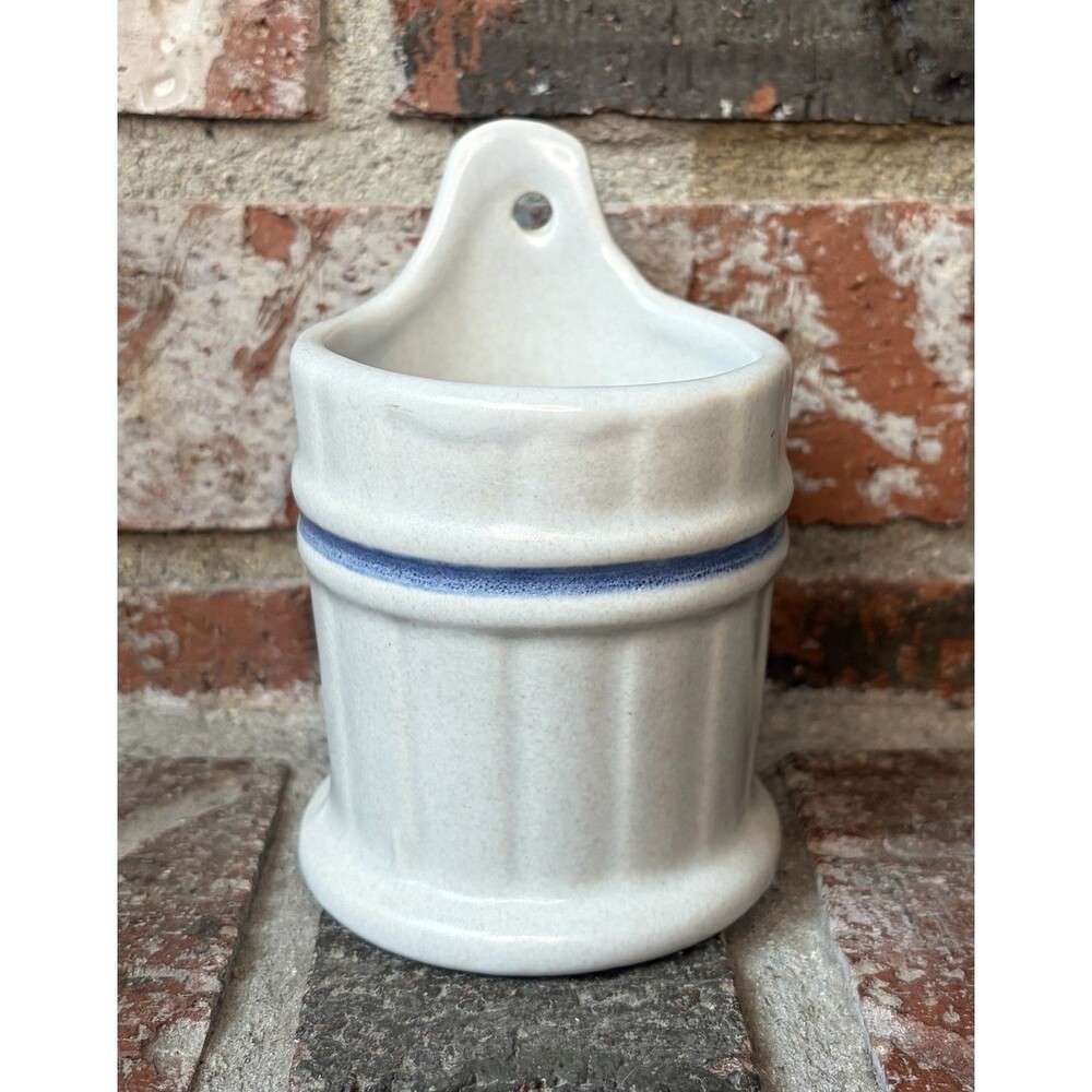 Rare Pfaltzgraff Yorktowne Piggin / toothpick / match holder